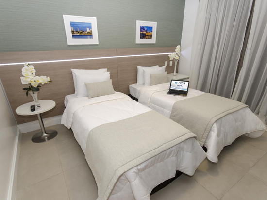 阿德里亚诺波利斯全套房酒店