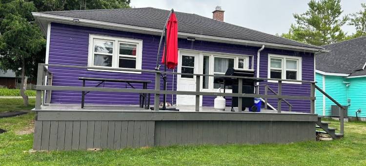 Myriad Fins小屋和码头(Myriad Fins Cottage and Marina)图片