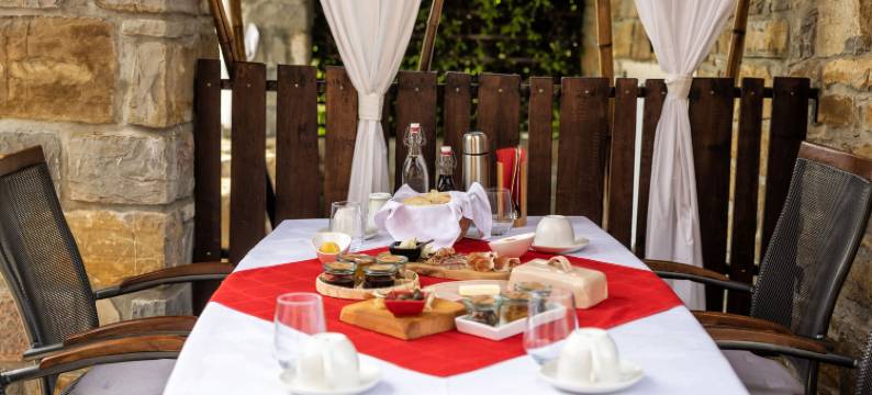 RED FAIRYTALE旅游农场(TouristFarm - Apartments "RED FAIRYTALE")图片