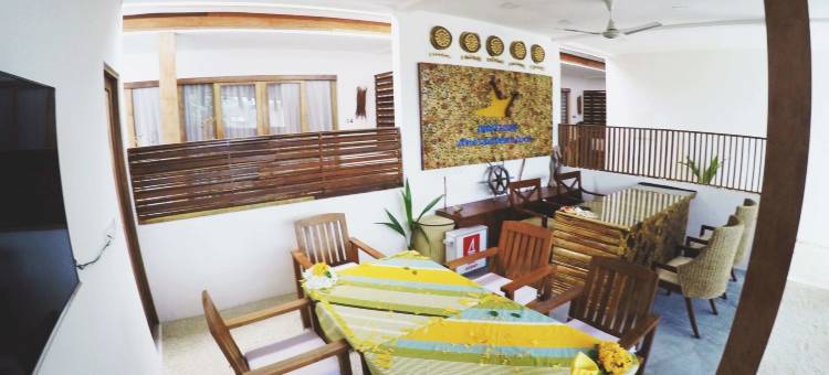 迪弗西白沙滩酒店(Dhiffushi White Sand Beach)图片