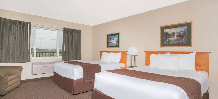 巴克斯特-布雷纳德区呗盟套房酒店(Baymont by Wyndham Baxter/Brainerd Area)图片