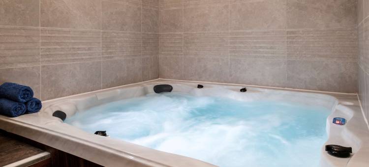 希尔顿逸林酒店利雅得金融区(DoubleTree by Hilton Riyadh Financial District Hotel & Suites)图片