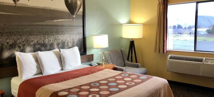 亚基马尤宁加普速8酒店(Super 8 by Wyndham Union Gap Yakima Area)图片