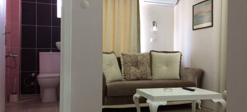 布尔汉尼耶梅尔克兹酒店(Burhaniye Merkez Otel)图片