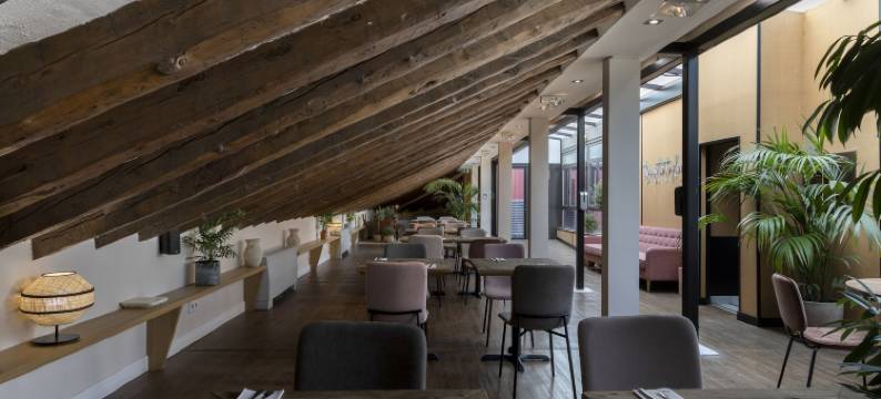 珀蒂宫普雷西亚多斯住宿(Petit Palace Preciados)图片