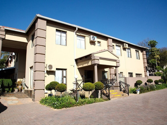 康斯坦蒂庄园酒店