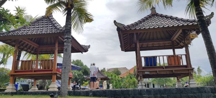 乌鲁瓦图度假屋(Uluwatu Cottages)图片