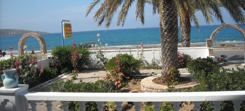 佩特拉海滩度假村(Hotel Petras Beach)图片