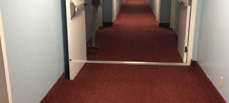 因尼斯费尔旅游套房酒店(Travel Inn & Suites)图片