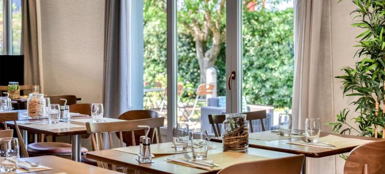 伊彭康铂酒店(Campanile NATURE - Epône)图片