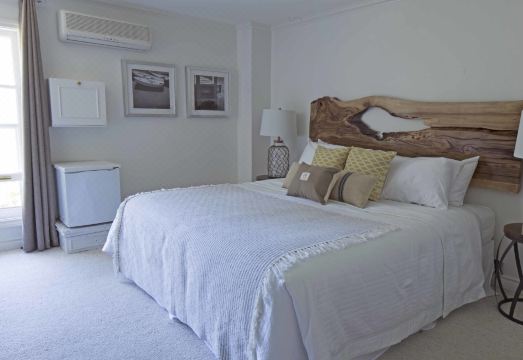 Queen Regent Hotel Overview