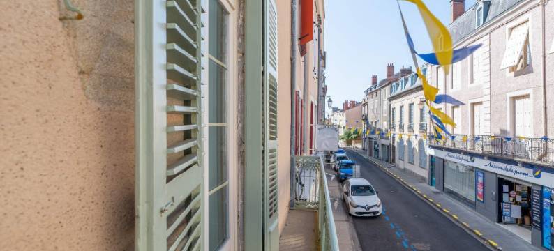 贝拉克的Les Suites公寓(Les Suites de Bellac)图片