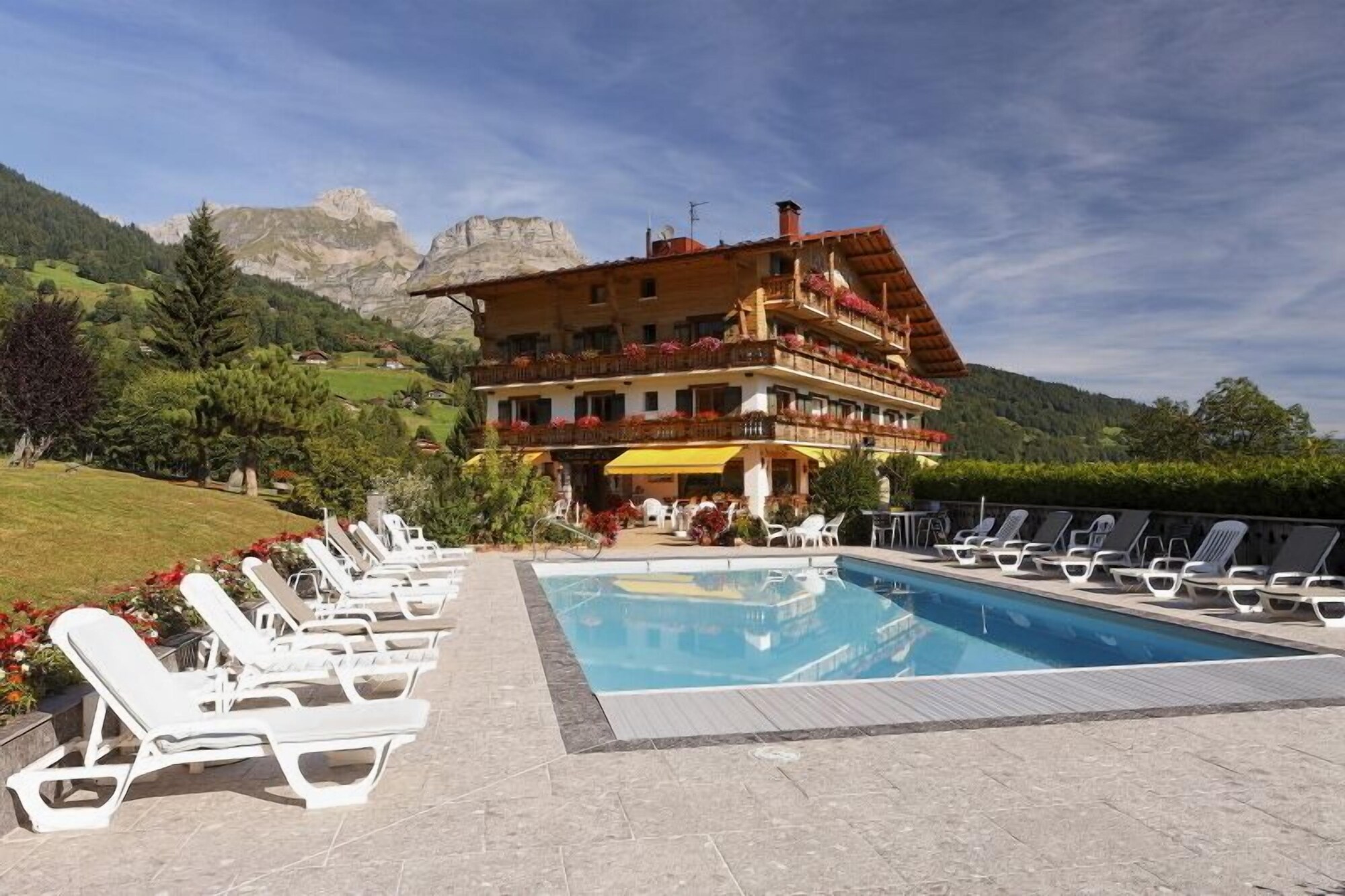 Le Chamois d'OrOver view