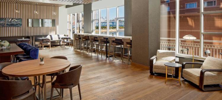 辛辛那提利沃森特万豪酒店(Cincinnati Marriott at RiverCenter)图片