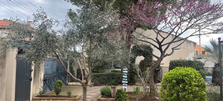 勒科利布里布鲁酒店(Le Colibri Bleu)图片