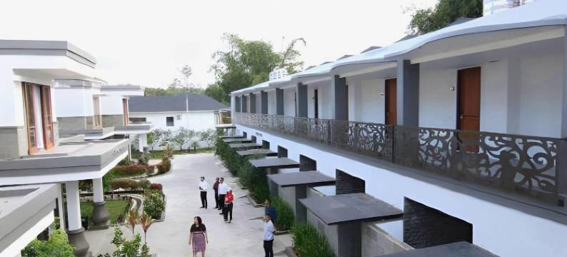 托莫洪大师度假村(Grand Master Villa Tomohon)图片