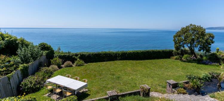 Chic Coastal Retreat in Downderry with Sea Views图片