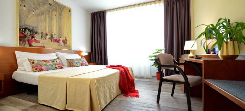 克里斯塔尔酒店(Hotel Krystal)图片