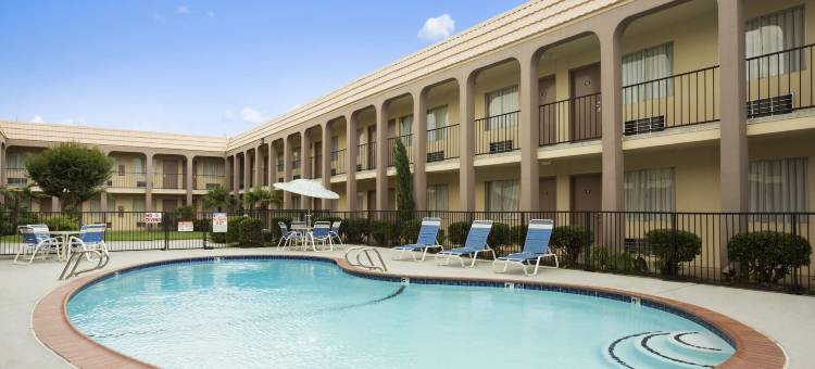 达拉斯欧文市场中心温德姆戴斯酒店(Days Inn by Wyndham Dallas Irving)图片