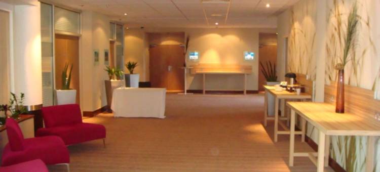 诺富特酒店伦敦希思罗机场M4公路4号交汇处(Novotel London Heathrow Airport - M4 Jct 4)图片