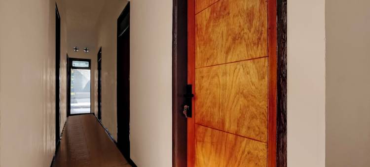 OYO 95035 和谐伊斯兰旅馆(OYO 95035 Harmony Guest House Syariah Sawojajar)图片