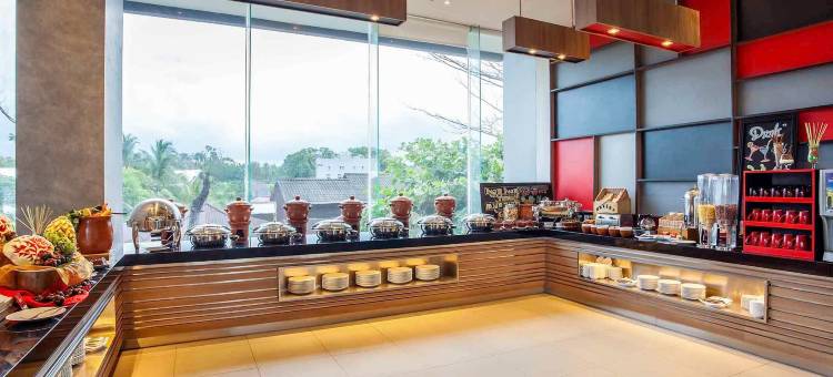 宜必思美纳多市中心大道酒店(Ibis Manado City Center Boulevard)图片