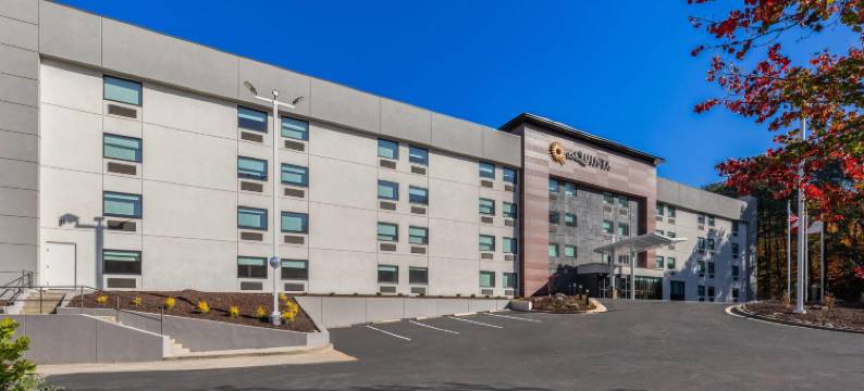 亚特兰大罗斯韦尔拉昆塔温德姆套房酒店(La Quinta Inn & Suites by Wyndham Atlanta Roswell)图片