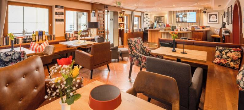 Standlhof齐勒塔尔酒店(Hotel Standlhof Zillertal)图片