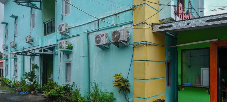 红多兹酒店-近玛纳多波里特克尼克(RedDoorz Near Politeknik Manado)图片