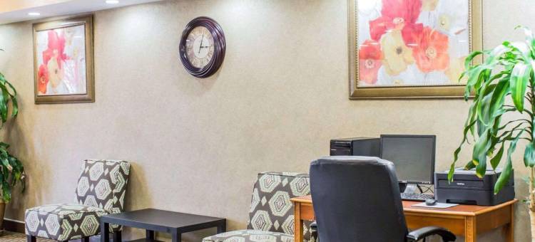 Hawthorn Extended Stay by Wyndham Fayetteville图片
