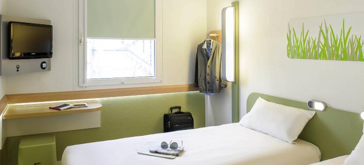 巴黎拉德芳斯库尔布瓦宜必思快捷1号酒店(Ibis Budget Courbevoie Paris la Défense 1)图片