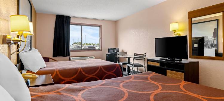 伯旁奈斯-坎卡基地区速8酒店(Super 8 by Wyndham Bourbonnais/Kankakee Area)图片