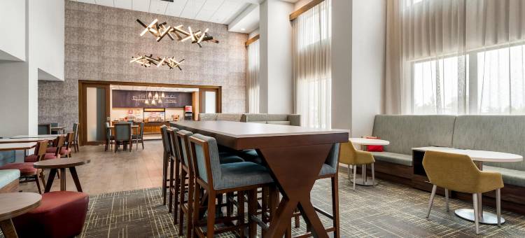 佩金-皮奥里亚区欢朋套房酒店(Hampton Inn & Suites Pekin Peoria Area)图片