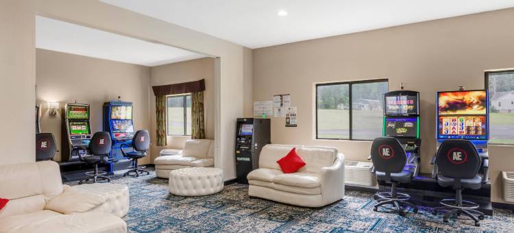 圣路易斯凯西维尔凯艺套房酒店(Quality Inn & Suites Caseyville - St. Louis)图片