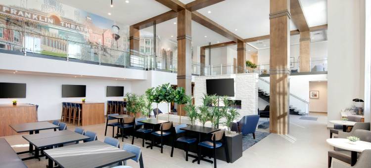 万豪弗兰克林温泉万枫酒店(Fairfield Inn & Suites Franklin Cool Springs)图片