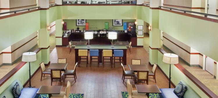 不来梅I-20欢朋酒店-卡罗尔顿地区(Hampton Inn Bremen-I-20 (Carrollton Area))图片