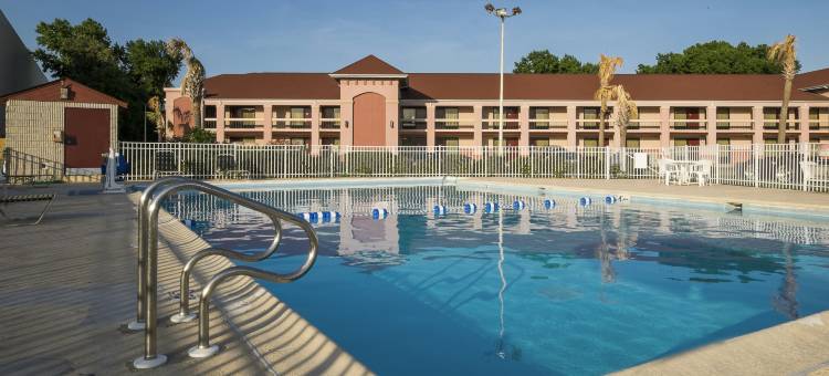 维吉尼亚海滩-诺福克机场红顶酒店(Red Roof Inn Virginia Beach - Norfolk Airport)图片