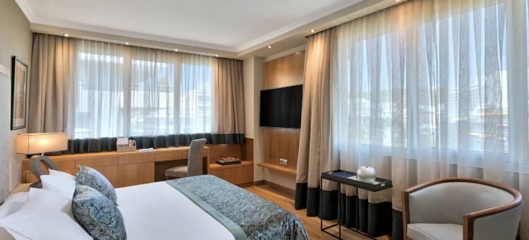 地瓦尼卡拉维尔酒店(Divani Caravel)图片