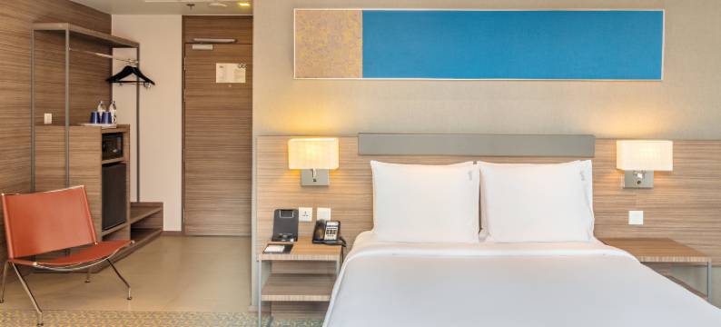 曼谷沙通智选假日酒店(Holiday Inn Express BANGKOK SATHORN by IHG)图片