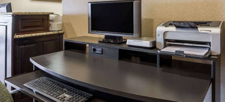 中心城温德姆戴斯酒店(Days Inn by Wyndham Central City)图片