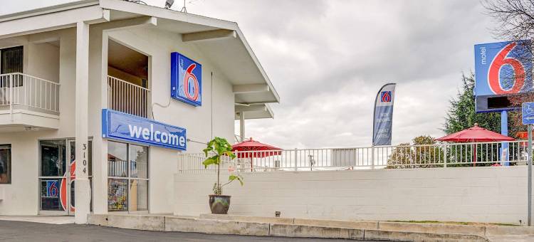 波特兰中心6号汽车旅馆(Motel 6 Portland, or - Central)图片