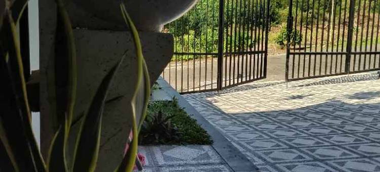 The Kayana Villa Panderman Private Pool 4 Br图片