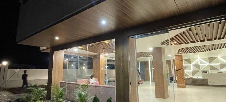 r银河酒店(Hotel r Galaxy)图片