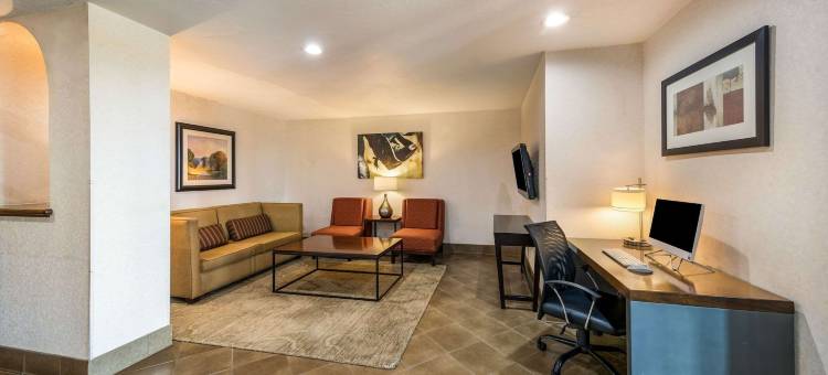 加兰凯艺套房酒店-东达拉斯(Quality Inn & Suites Garland - East Dallas)图片