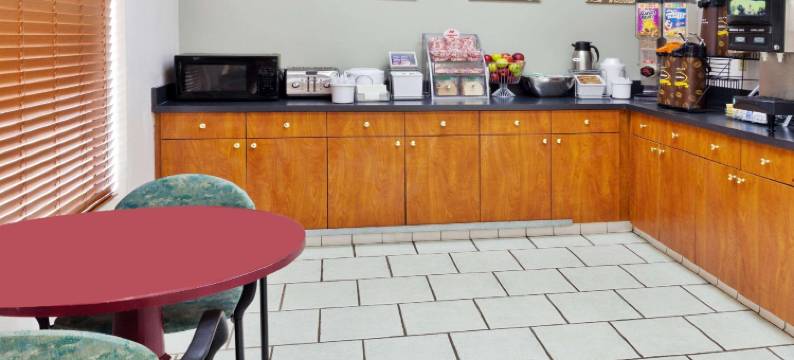 奥格尔索普堡-查特TN区温德姆速8酒店(Super 8 by Wyndham Ft. Oglethorpe GA/Chatt TN Area)图片