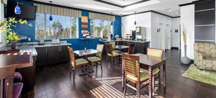 贝尔蒙特套房旅馆(Belmont Inn and Suites Tatum)图片