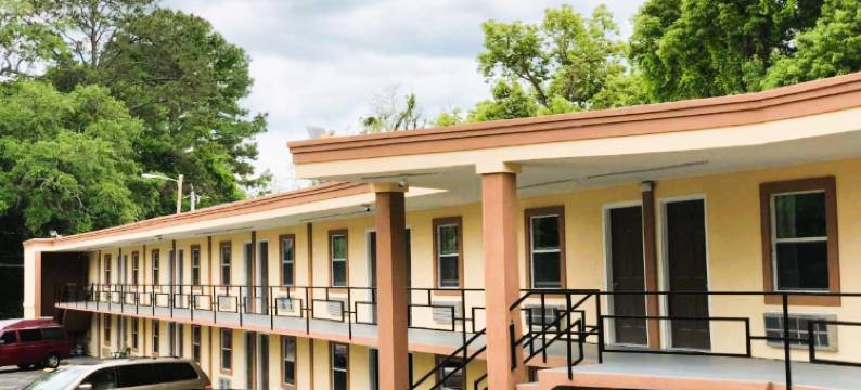 OYO 塔拉哈西市中心酒店汽车旅馆(OYO Hotel Tallahassee Downtown)图片