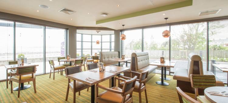 埃克斯茅斯海滨普瑞米尔酒店(Premier Inn Exmouth Seafront)图片