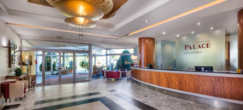 约翰巴德皇宫酒店(Johannesbad Hotel Palace - Kinder Bis 11 Jahre Urlauben Kostenfrei)图片