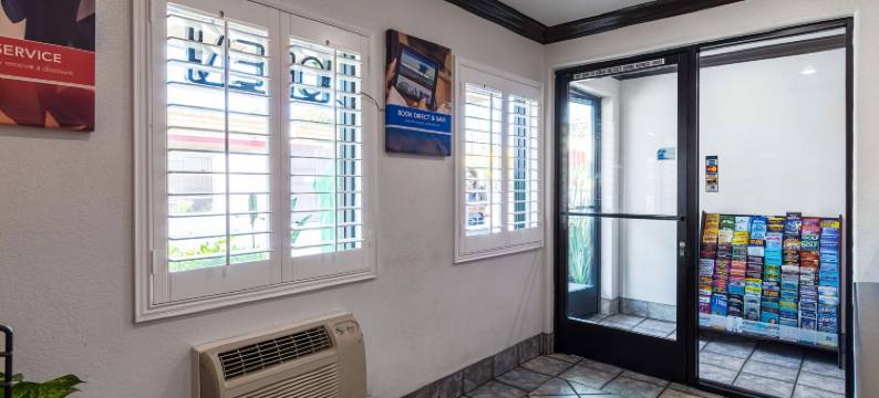 加利福尼亚里布市 - 汤加利福尼亚大学 6号汽车旅馆(Motel 6 Riverside, CA - UCR East)图片